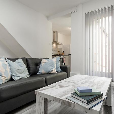 Vichy - Strathcona Suites, Houses In Wavertree 리버풀 외부 사진